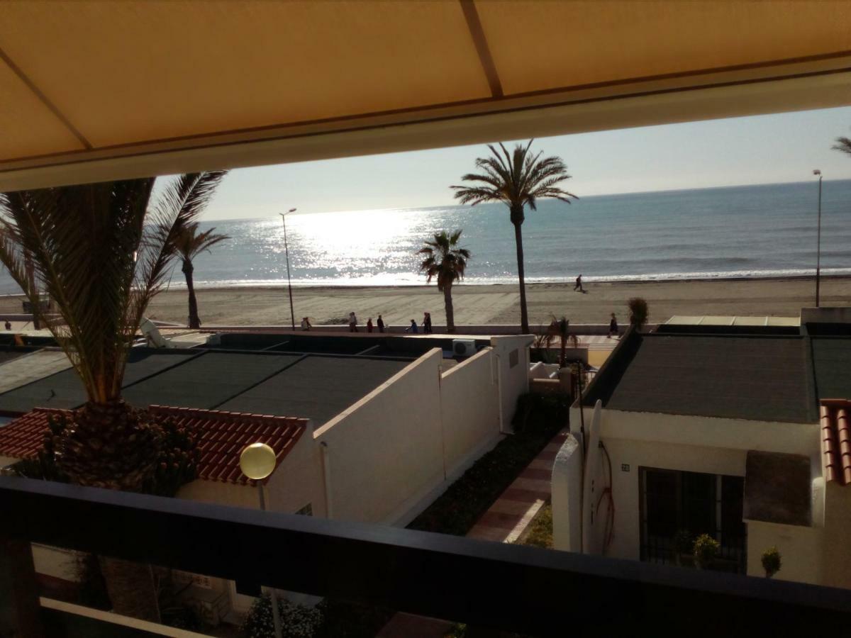 Estudio Frente Al Mar Roquetas de Mar Exterior photo